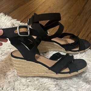 Lucky Brand Black Strap Wedges